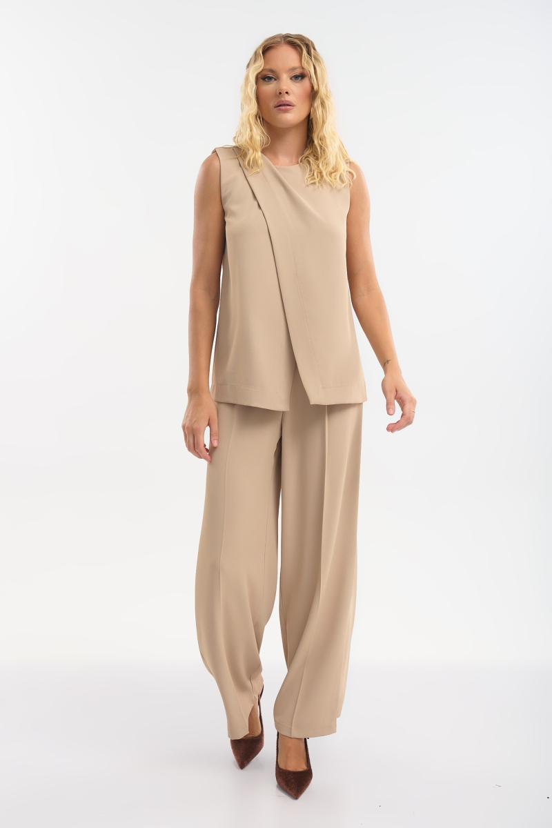 Kelly’s Sleeveless Top with Back Cut-Outs