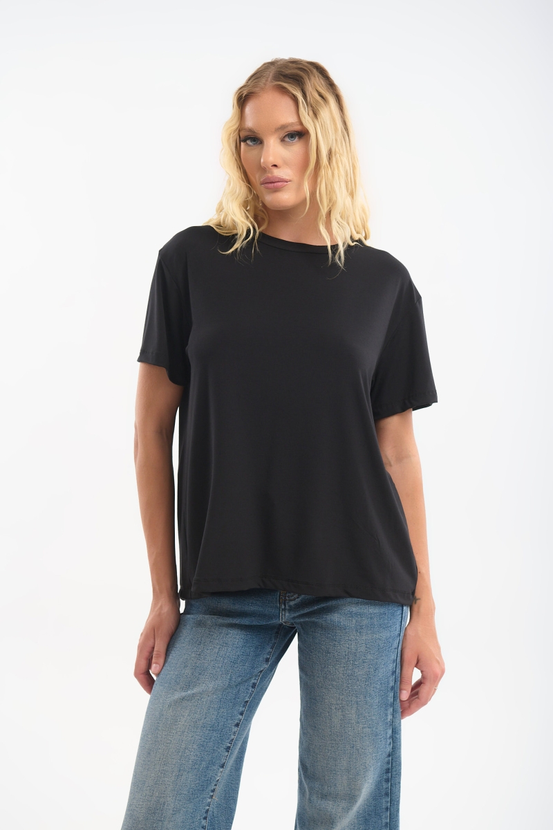 Kelly’s T-shirt με Άνοιγμα & Στρας στην Πλάτη