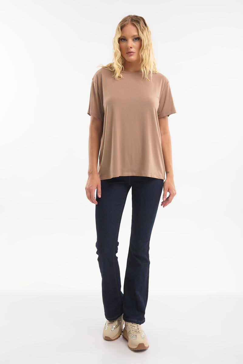Kelly’s T-shirt with Back Cut-Out & Rhinestone Detail