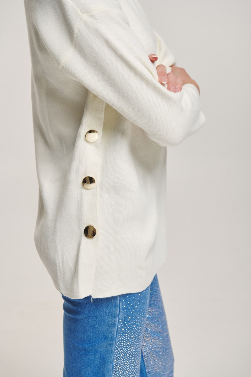 Side Buttoned Knited Blouse